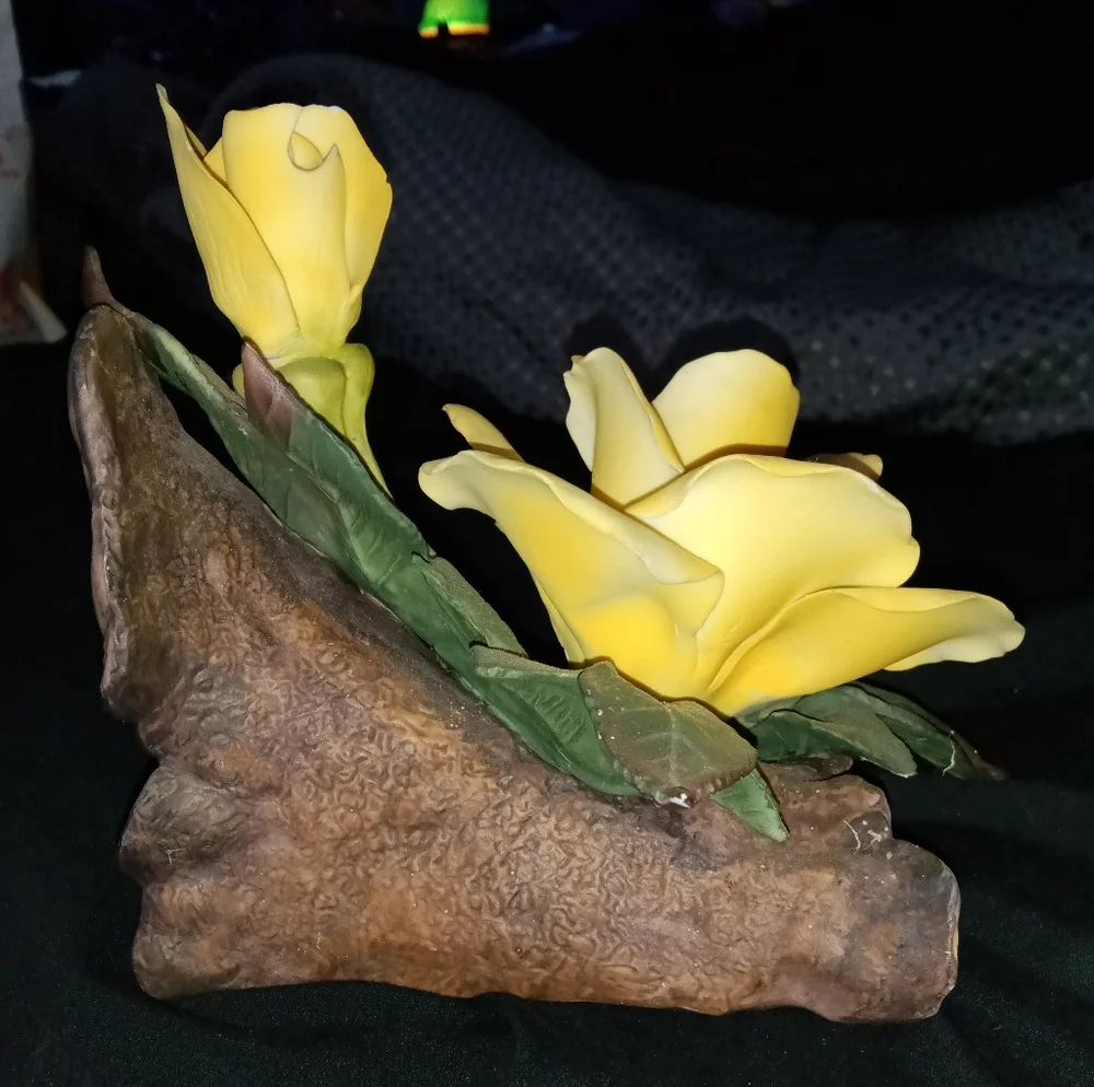 Vintage Yellow Rose Statue